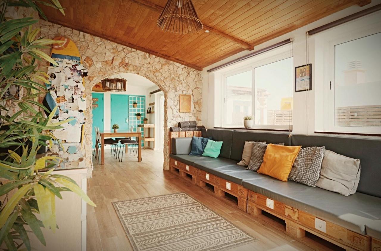 International Surf School & Camp Hotel Сагрес Екстериор снимка