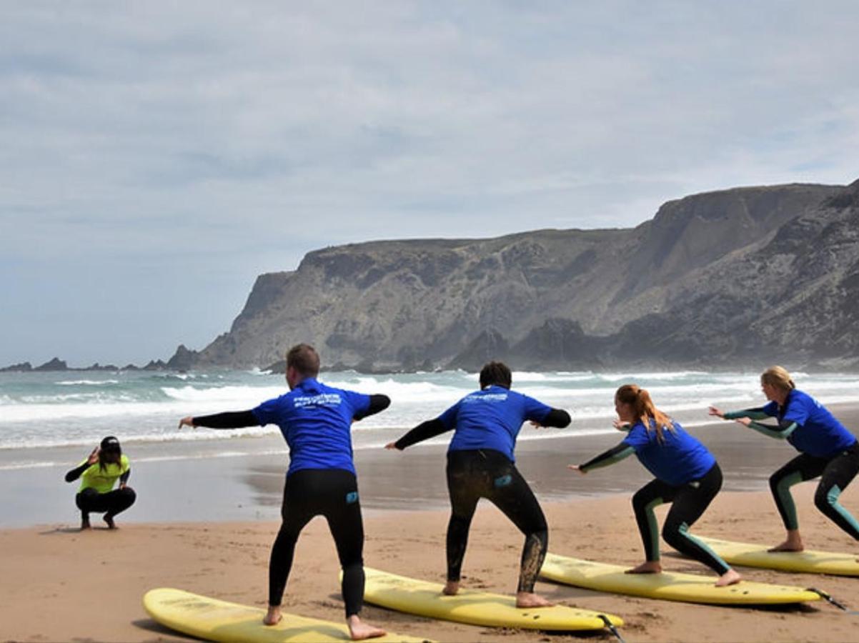 International Surf School & Camp Hotel Сагрес Екстериор снимка