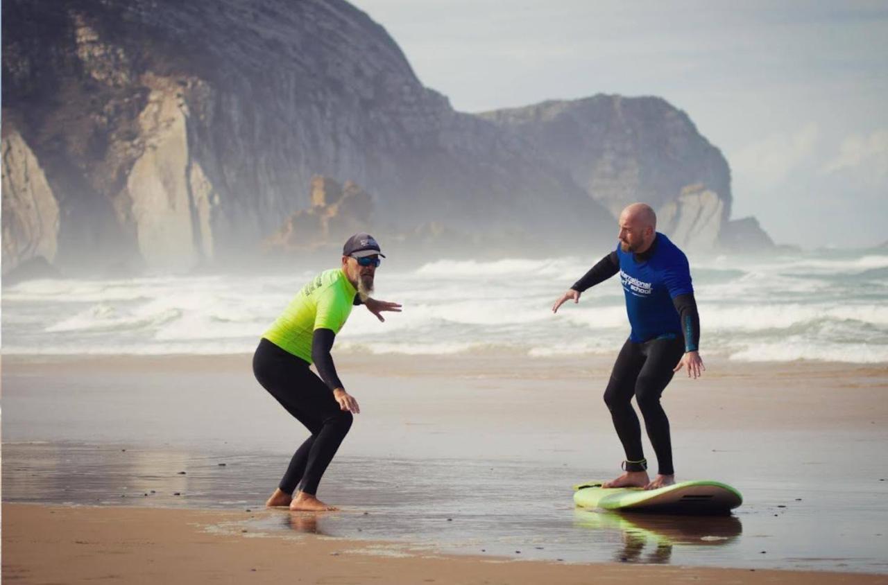 International Surf School & Camp Hotel Сагрес Екстериор снимка